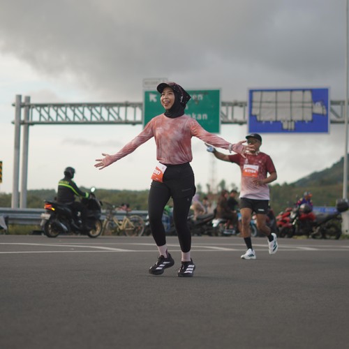 Race photo from KEDIRI HALF MARATHON 2026