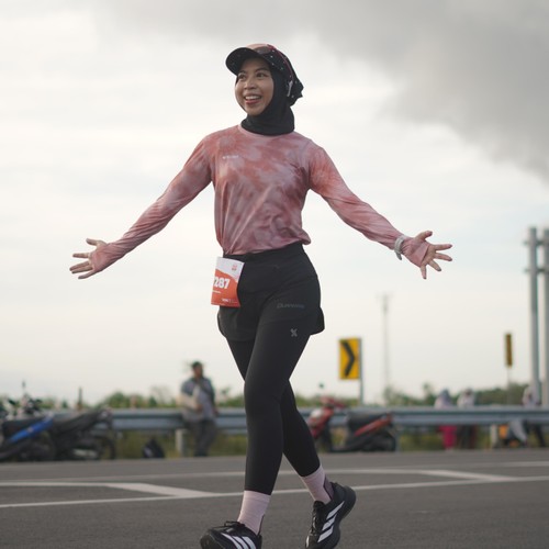 Race photo from KEDIRI HALF MARATHON 2026