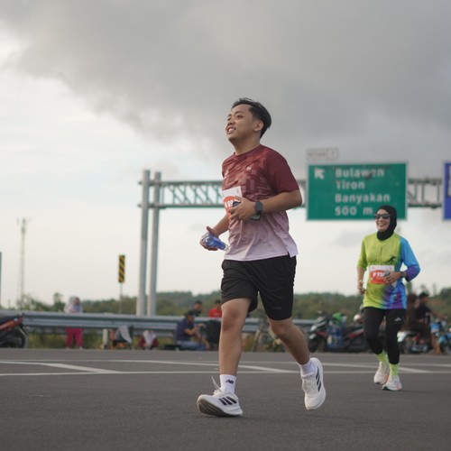 Race photo from KEDIRI HALF MARATHON 2026