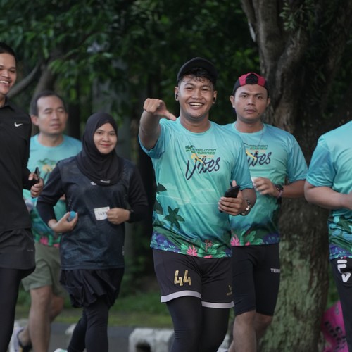 Race photo from VIBES AND STRENGTH CAMP ABR 2025