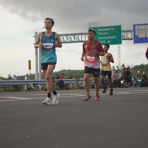 Race photo from KEDIRI HALF MARATHON 2026