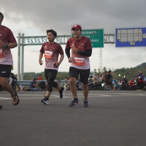 Race photo from KEDIRI HALF MARATHON 2026