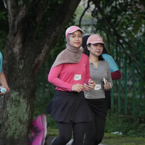 Race photo from VIBES AND STRENGTH CAMP ABR 2025