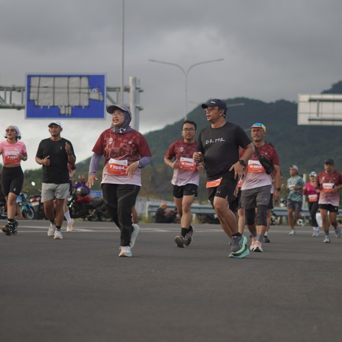 Race photo from KEDIRI HALF MARATHON 2026
