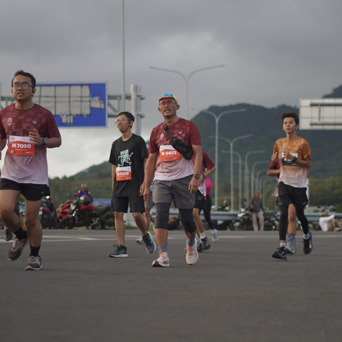 Race photo from KEDIRI HALF MARATHON 2026
