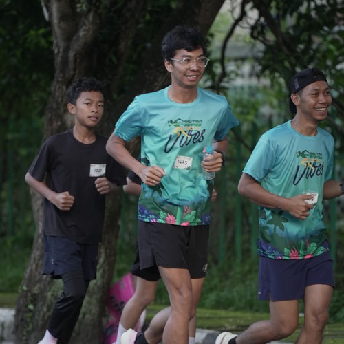 Race photo from VIBES AND STRENGTH CAMP ABR 2025