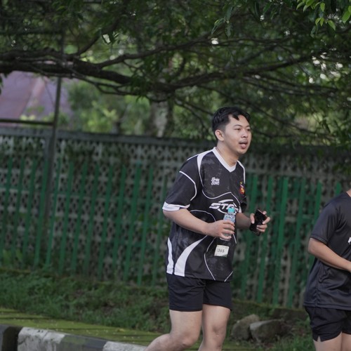 Race photo from VIBES AND STRENGTH CAMP ABR 2025