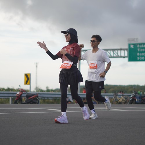 Race photo from KEDIRI HALF MARATHON 2026
