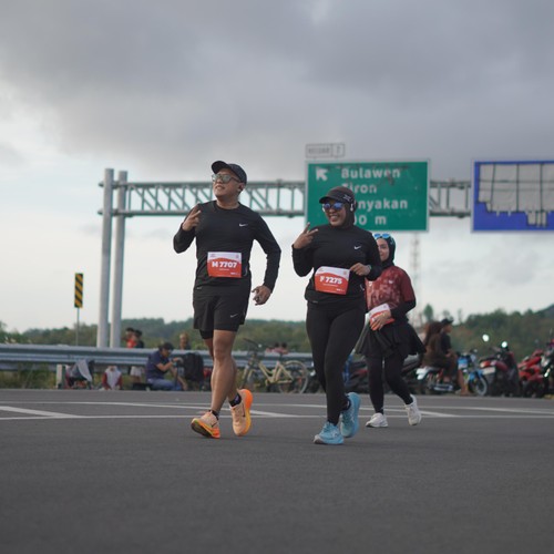 Race photo from KEDIRI HALF MARATHON 2026