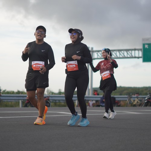 Race photo from KEDIRI HALF MARATHON 2026