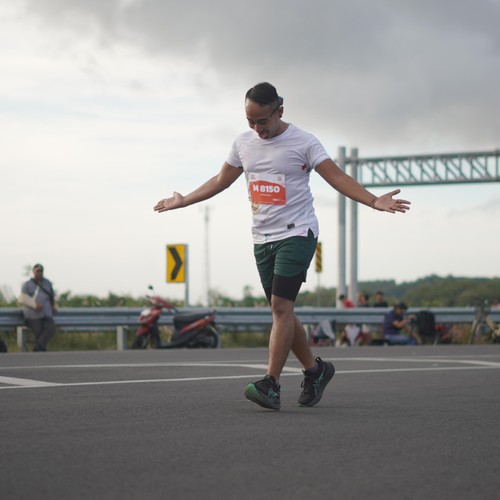 Race photo from KEDIRI HALF MARATHON 2026