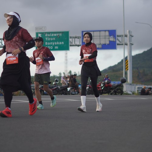 Race photo from KEDIRI HALF MARATHON 2026