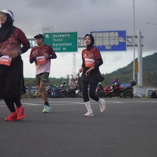 Race photo from KEDIRI HALF MARATHON 2026