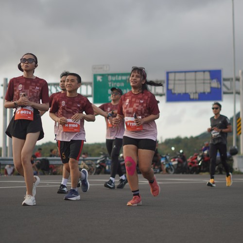 Race photo from KEDIRI HALF MARATHON 2026