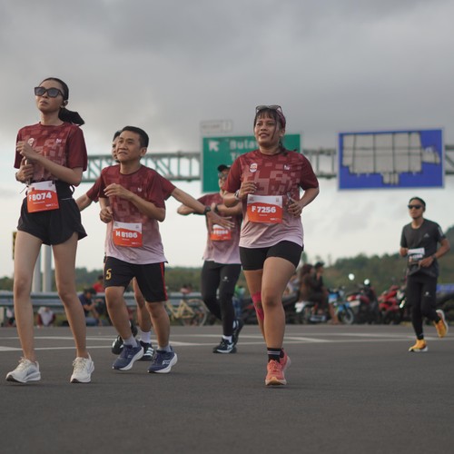 Race photo from KEDIRI HALF MARATHON 2026