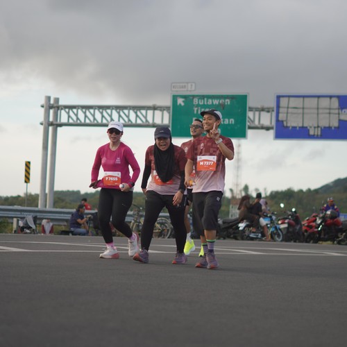Race photo from KEDIRI HALF MARATHON 2026