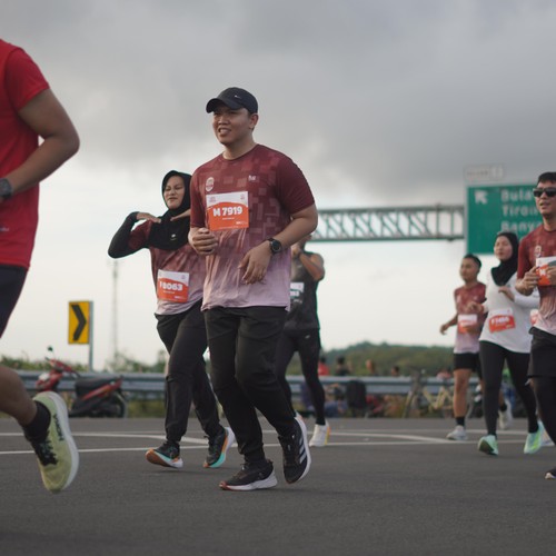 Race photo from KEDIRI HALF MARATHON 2026