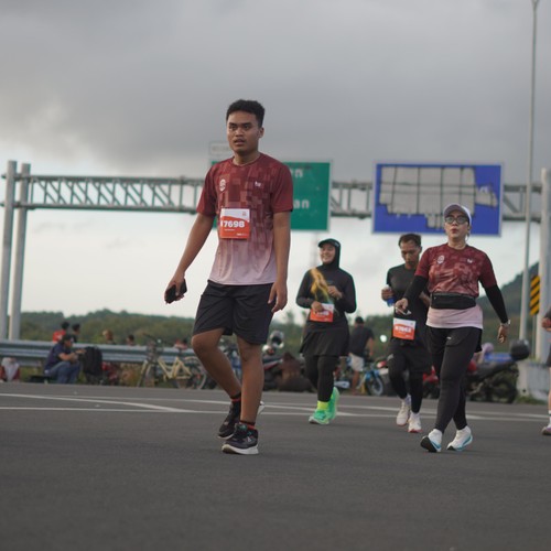 Race photo from KEDIRI HALF MARATHON 2026