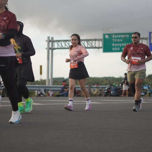 Race photo from KEDIRI HALF MARATHON 2026