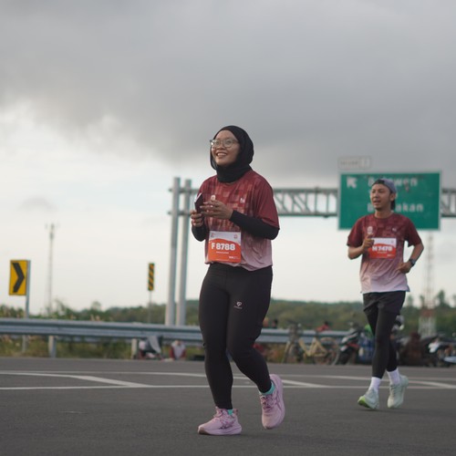 Race photo from KEDIRI HALF MARATHON 2026