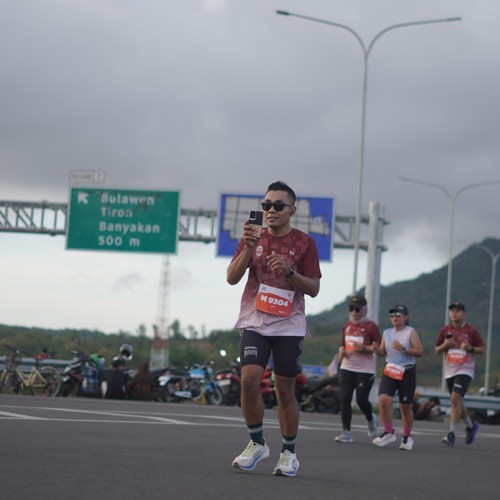 Race photo from KEDIRI HALF MARATHON 2026
