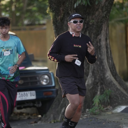 Race photo from VIBES AND STRENGTH CAMP ABR 2025