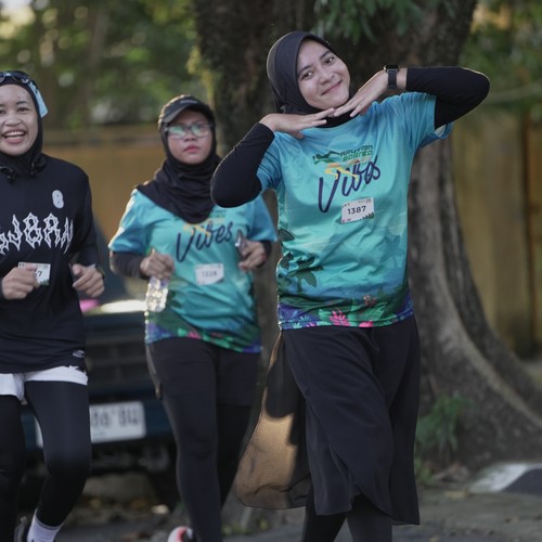 Race photo from VIBES AND STRENGTH CAMP ABR 2025