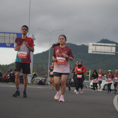 Race photo from KEDIRI HALF MARATHON 2026