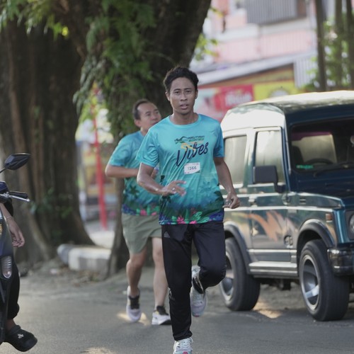 Race photo from VIBES AND STRENGTH CAMP ABR 2025