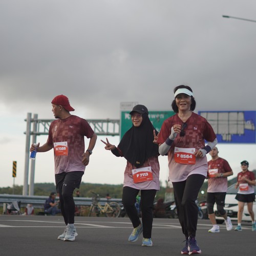Race photo from KEDIRI HALF MARATHON 2026