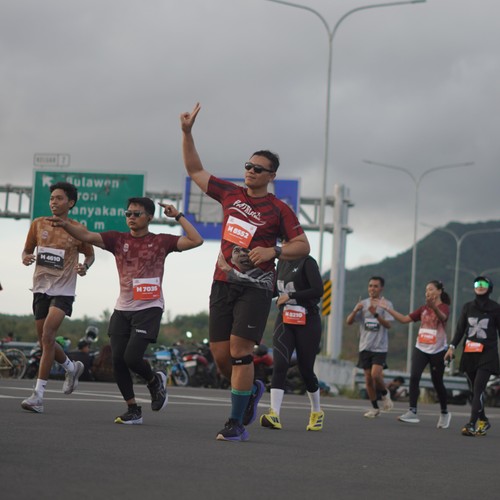 Race photo from KEDIRI HALF MARATHON 2026