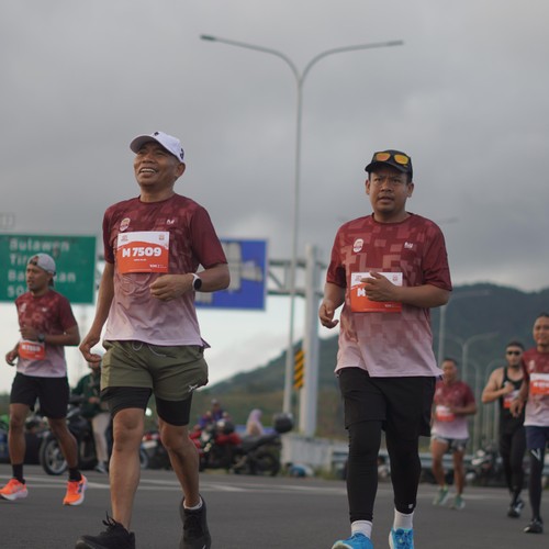Race photo from KEDIRI HALF MARATHON 2026