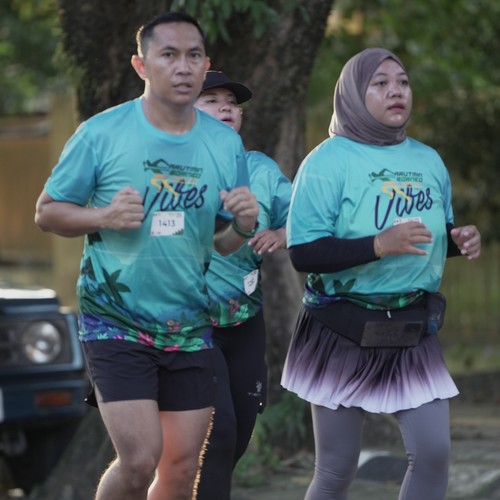Race photo from VIBES AND STRENGTH CAMP ABR 2025
