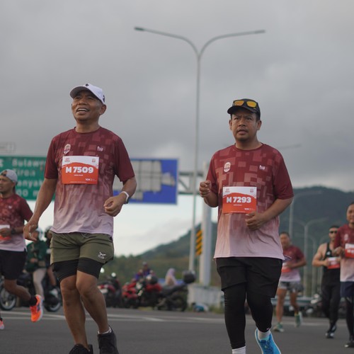 Race photo from KEDIRI HALF MARATHON 2026