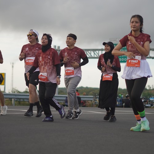 Race photo from KEDIRI HALF MARATHON 2026