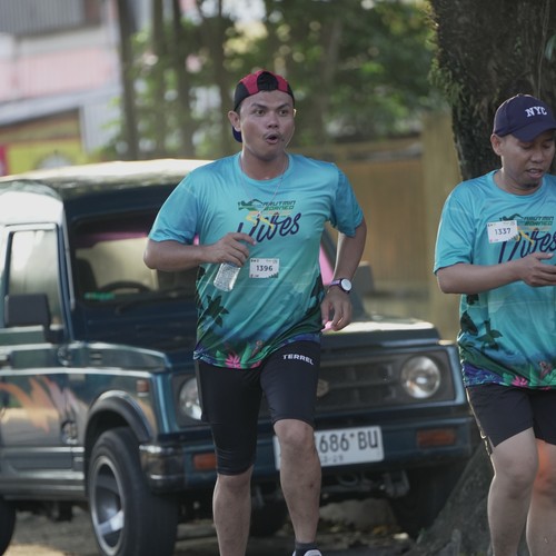 Race photo from VIBES AND STRENGTH CAMP ABR 2025