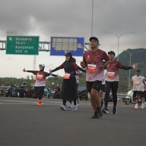 Race photo from KEDIRI HALF MARATHON 2026