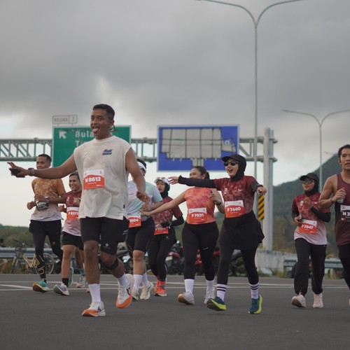 Race photo from KEDIRI HALF MARATHON 2026