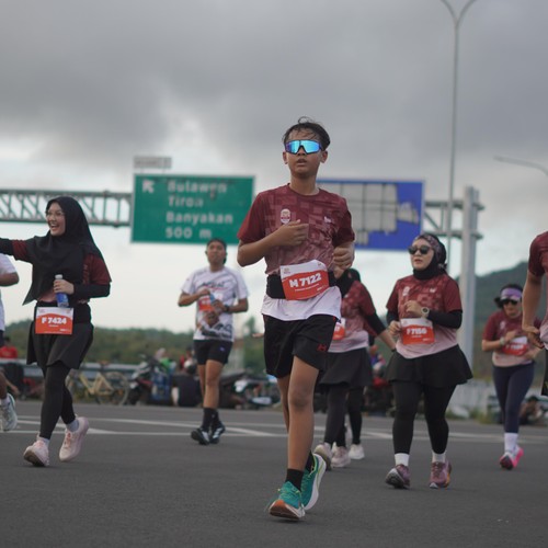 Race photo from KEDIRI HALF MARATHON 2026