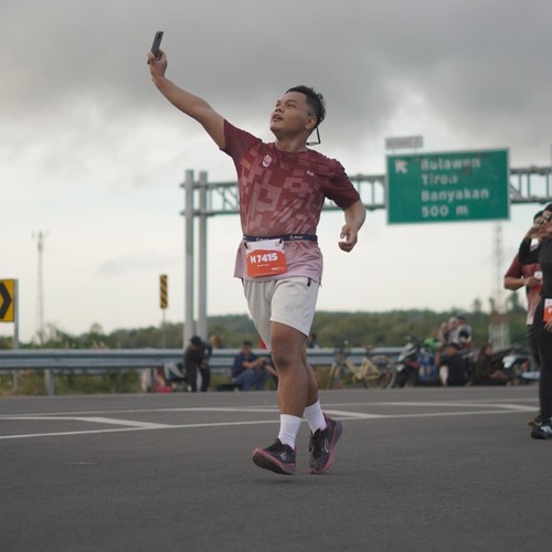 Race photo from KEDIRI HALF MARATHON 2026