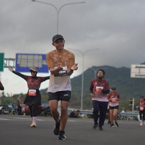 Race photo from KEDIRI HALF MARATHON 2026