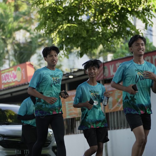 Race photo from VIBES AND STRENGTH CAMP ABR 2025