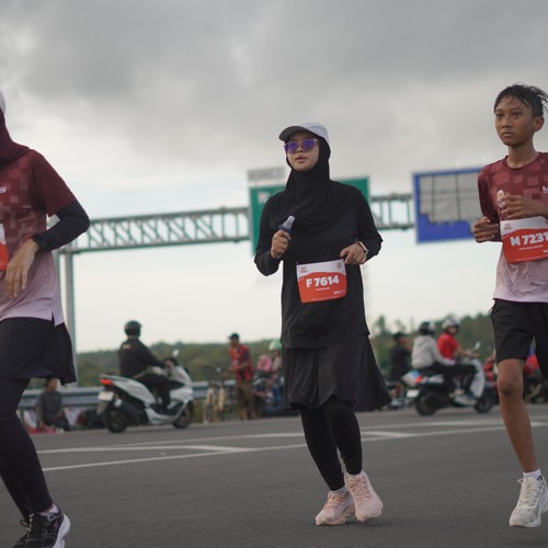 Race photo from KEDIRI HALF MARATHON 2026