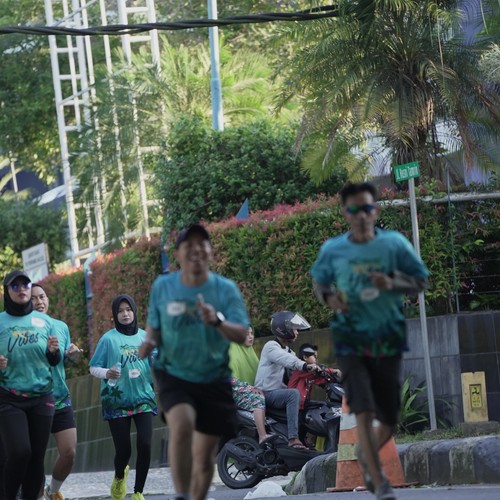 Race photo from VIBES AND STRENGTH CAMP ABR 2025