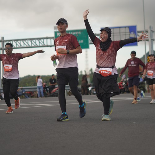 Race photo from KEDIRI HALF MARATHON 2026