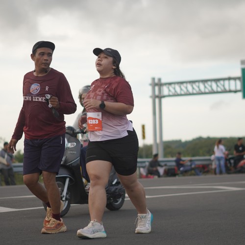Race photo from KEDIRI HALF MARATHON 2026