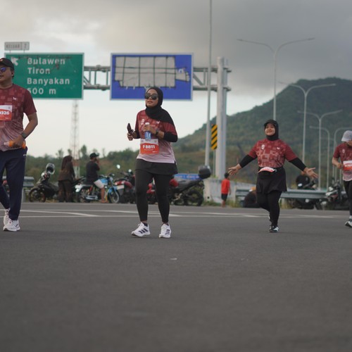 Race photo from KEDIRI HALF MARATHON 2026