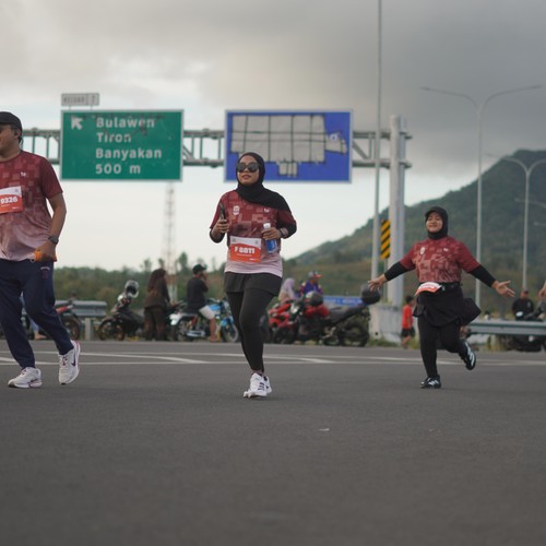 Race photo from KEDIRI HALF MARATHON 2026