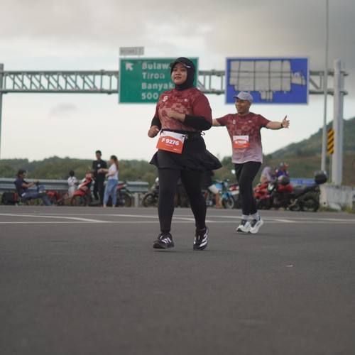 Race photo from KEDIRI HALF MARATHON 2026