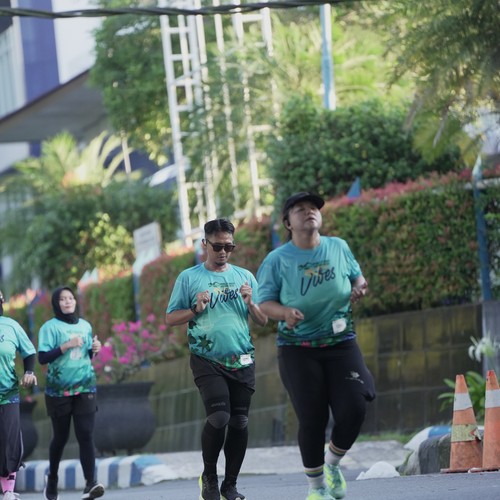 Race photo from VIBES AND STRENGTH CAMP ABR 2025
